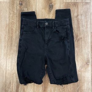 Like New AEO Ripped Jeans